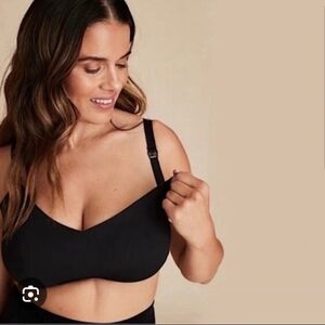 Knix Leakproof Nursing Bra + Band Extender